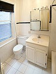 2nd floor bathroom